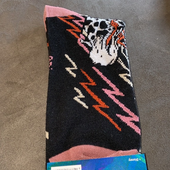 3/$18 bundled Disney villains cruella crew socks - Picture 3 of 3